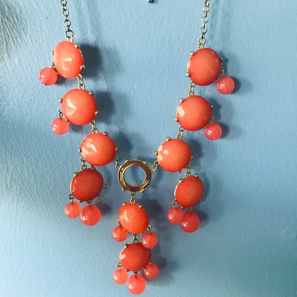 💗LONG CORAL BUBBLE NECKLACE - Picture 1 of 3
